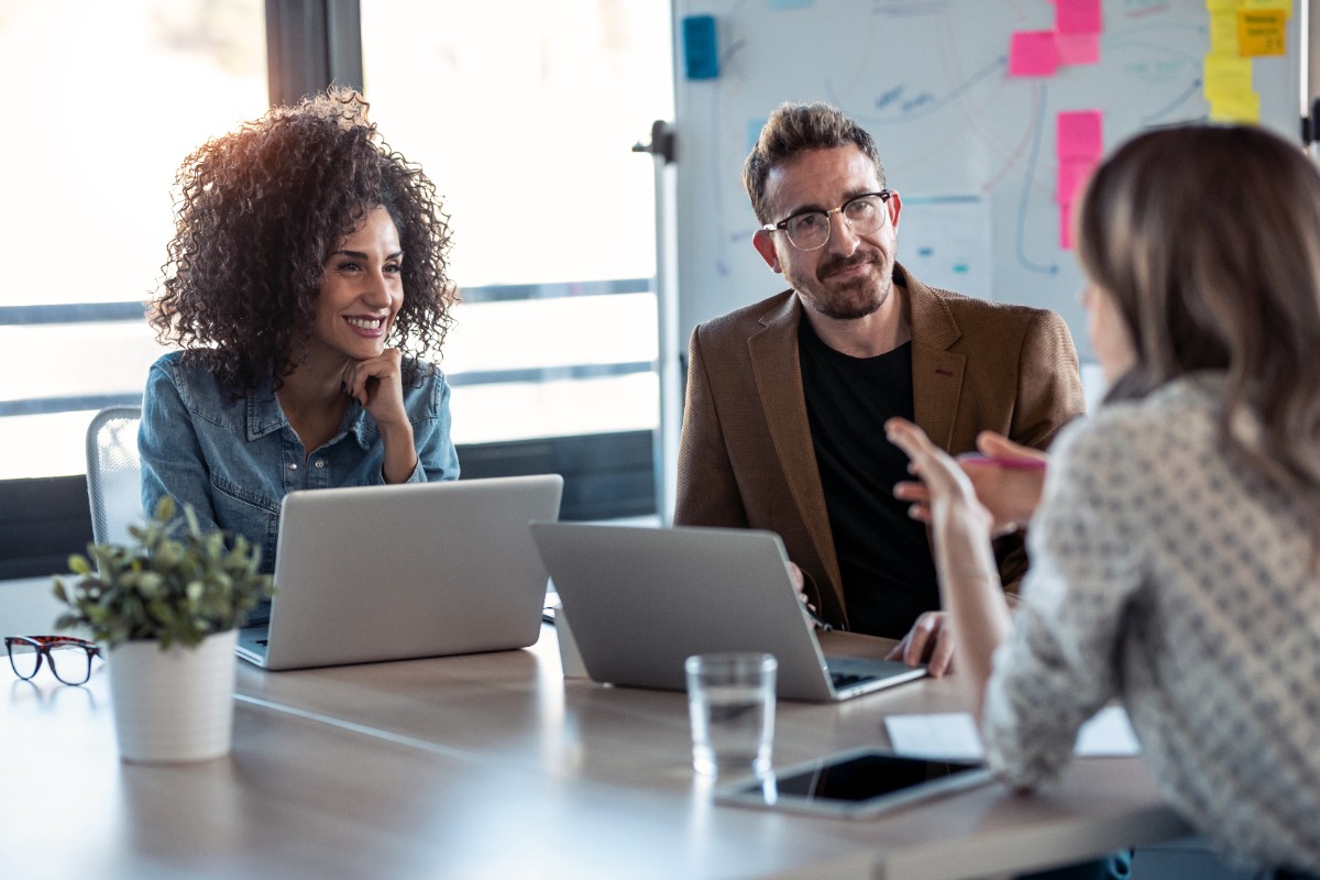 Zarządzanie relacjami z klientami i efektywna komunikacja